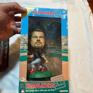 Headliners XL McGwire Figurine